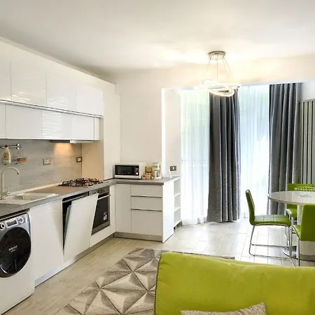 Dava Apartment Alezzi Spa N Pools Playgrounds * Mamaia