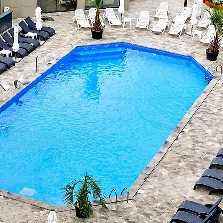 Dava Apartment Alezzi Spa N Pools Playgrounds * Mamaia